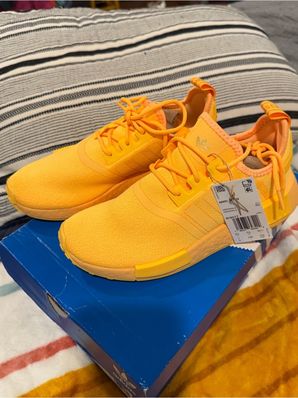 adidas women’s Vibrant Yellow Athletic Sneakersadidas